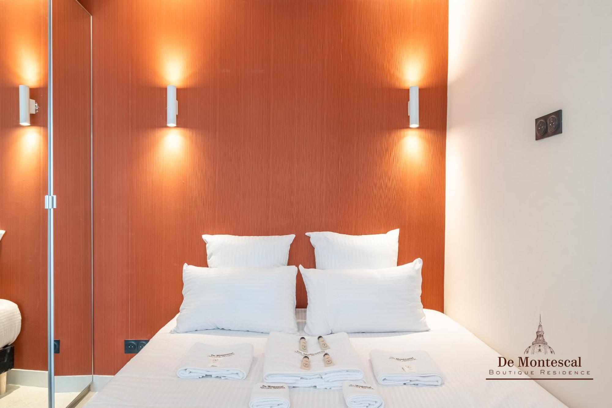 De Montescal - Hot Tub And Ac Cosy Apartment A Prime Location 40M2 Paris Exterior foto